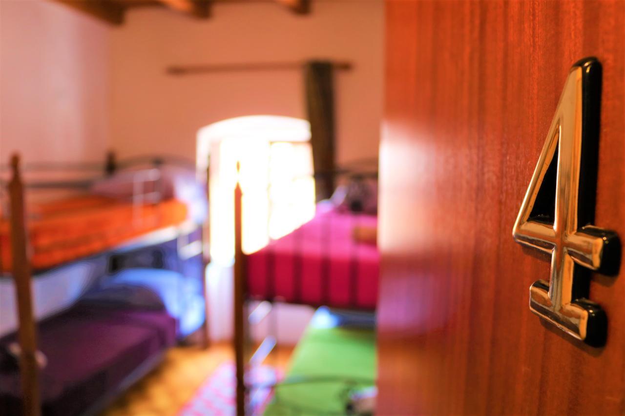 Hostel Alma 2 포레치 외부 사진