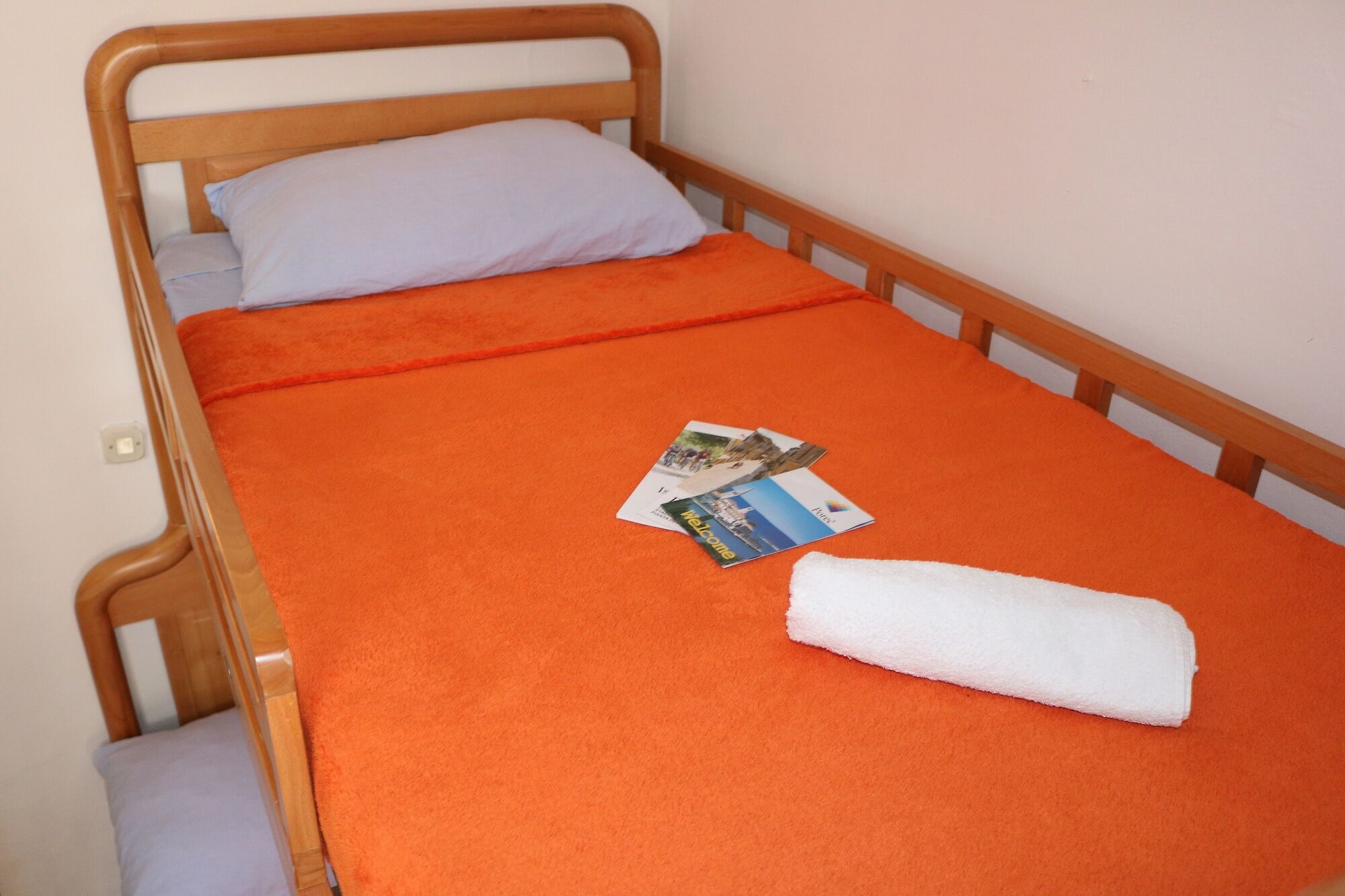 Hostel Alma 2 포레치 외부 사진